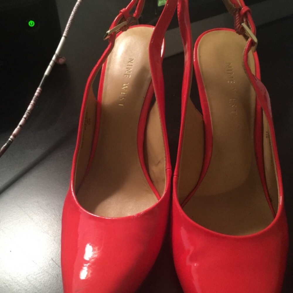 Nine West Thayle Sling back pump